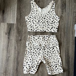 Snow Leopard Print Set